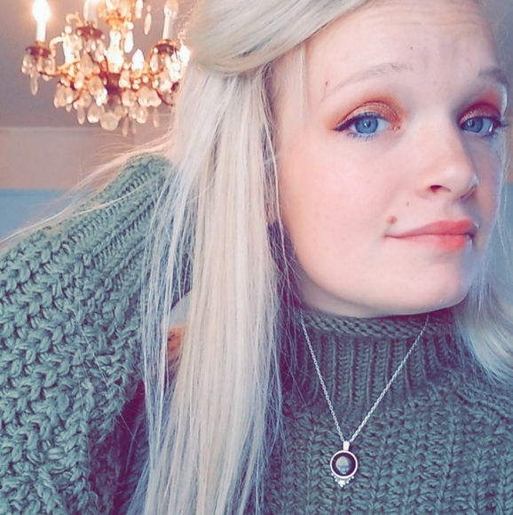 Hey, I'm Courtney - Picture 2 of 7